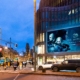 LED Screen Kurfürstendamm mit Netflix Promo für The Witcher in der Nacht